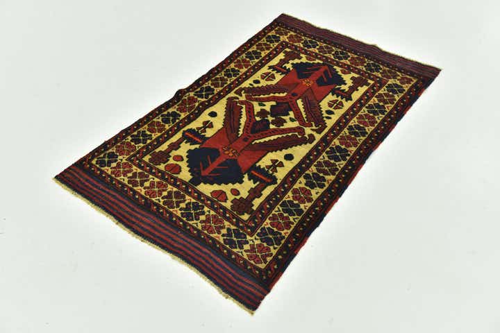 2' 8 x 4' 10 Hand Knotted Sumak Wool Rug
