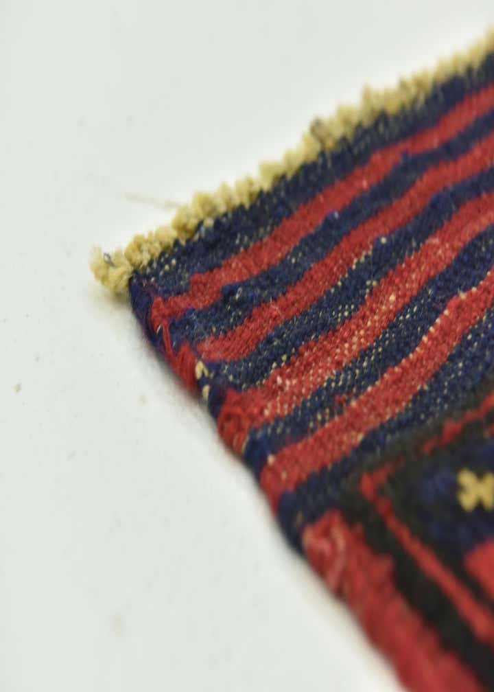 2' 8 x 4' 10 Hand Knotted Sumak Wool Rug