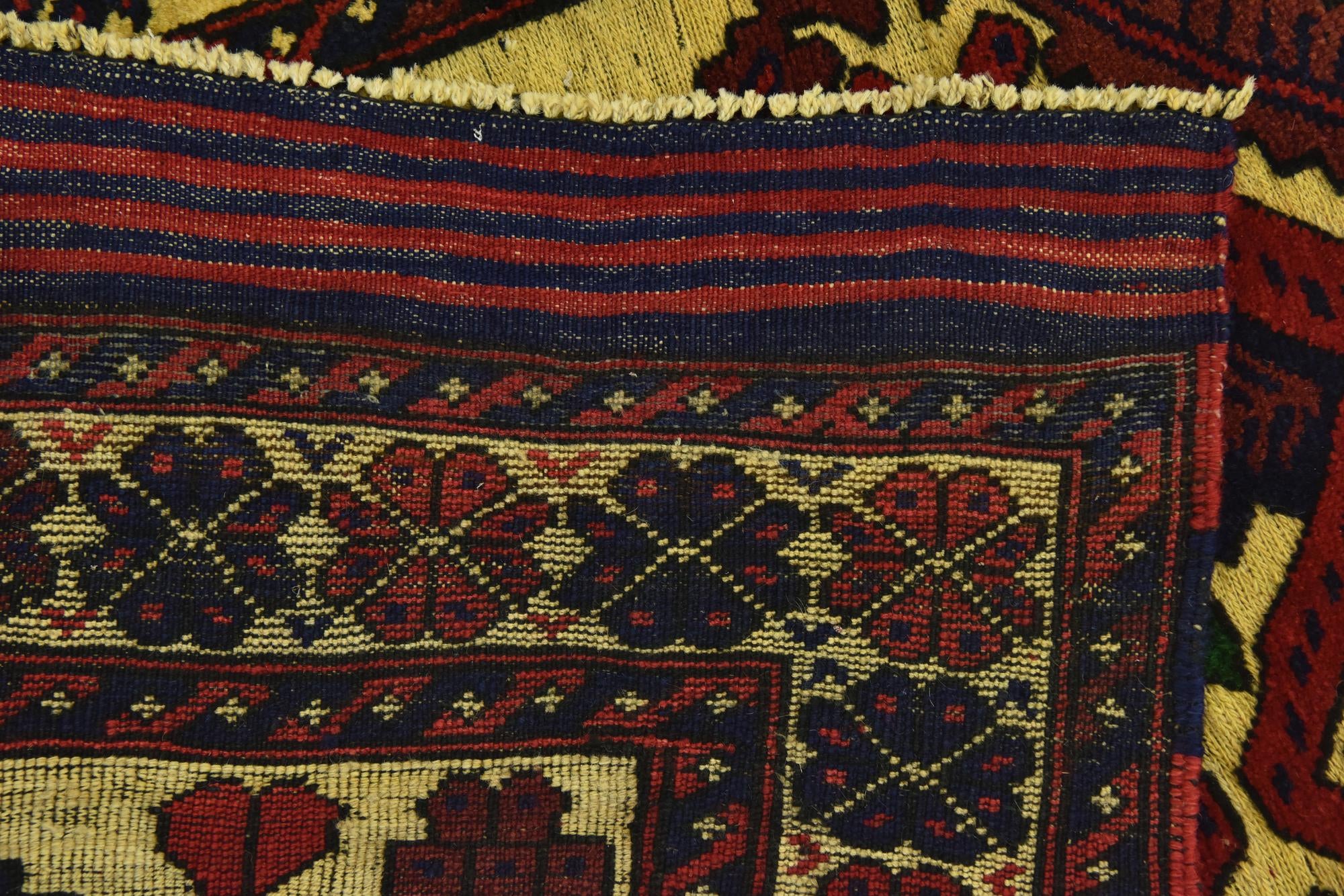 2' 8 x 4' 10 Hand Knotted Sumak Wool Rug