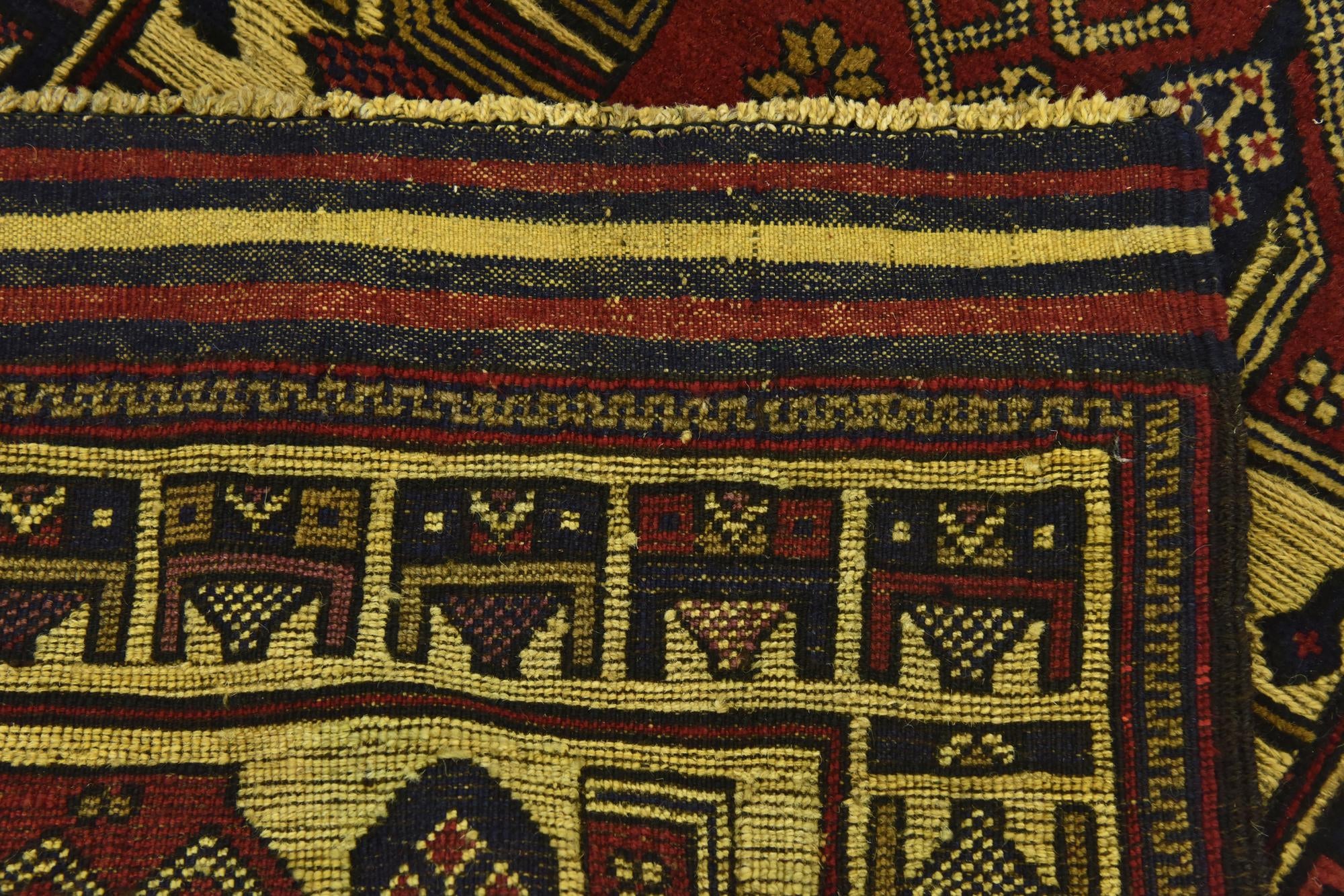 2' 10 x 5' Hand Knotted Sumak Wool Rug