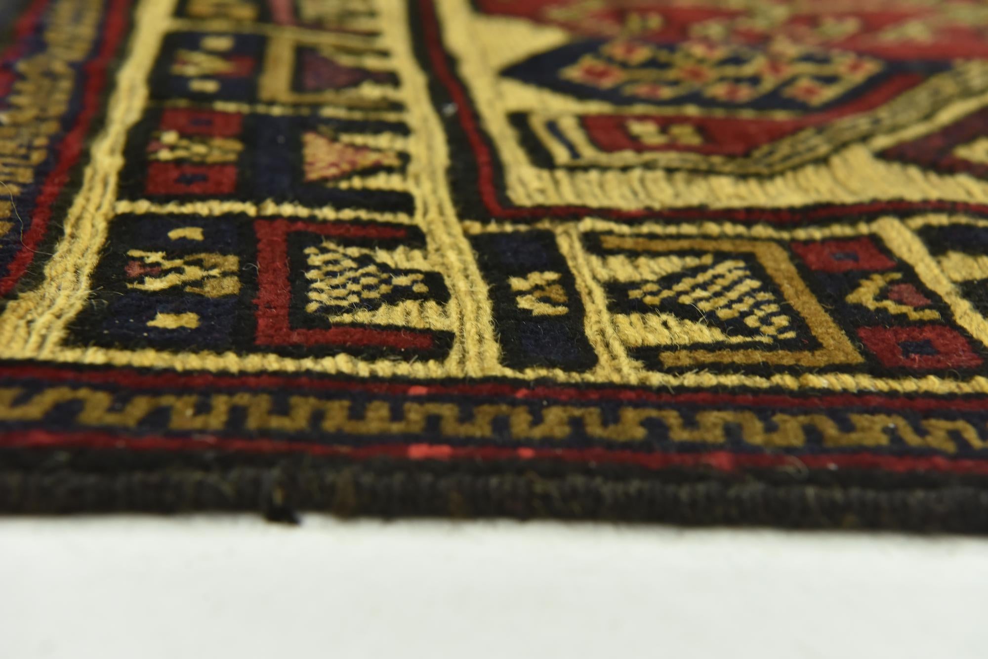 2' 10 x 5' Hand Knotted Sumak Wool Rug