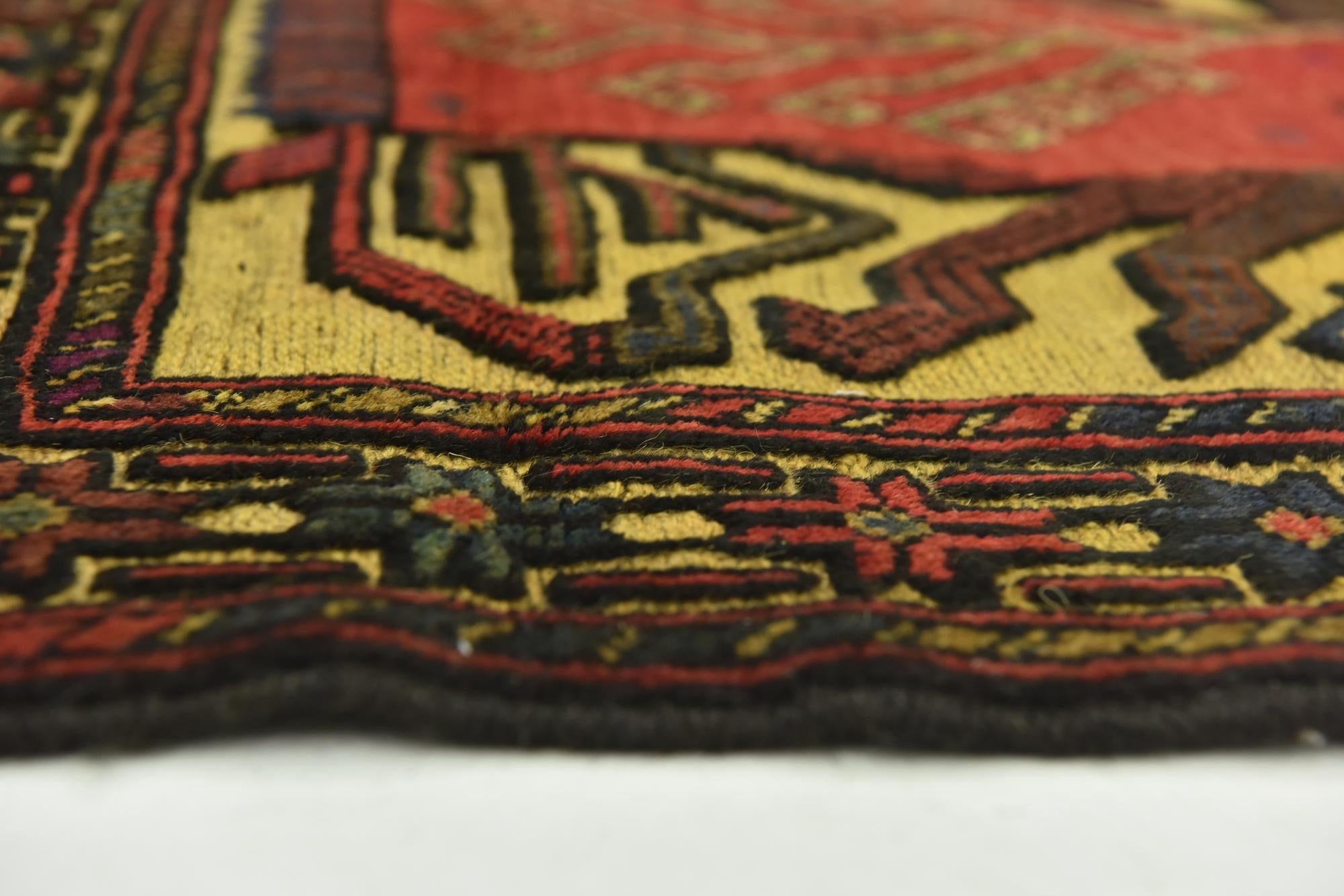2' 10 x 4' 6 Hand Knotted Sumak Wool Rug