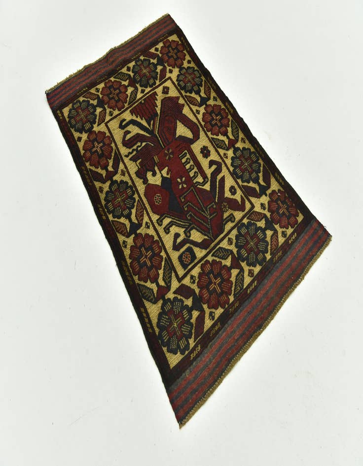 Detail image of 3' x 4' 5 Hand Knotted Sumak Wool Rug