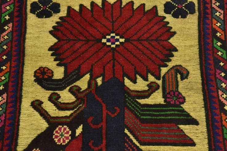 Detail image of 2' 10 x 4' 9 Hand Knotted Sumak Wool Rug