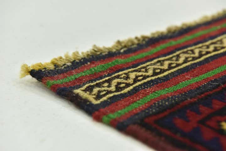 2' 10 x 4' 9 Hand Knotted Sumak Wool Rug