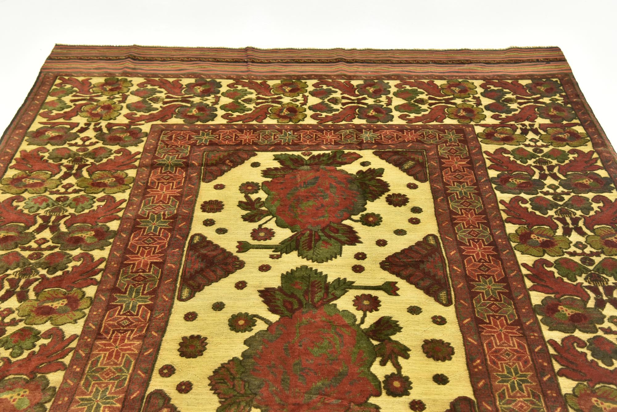 6' 5 x 9' 4 Hand Knotted Sumak Wool Rug