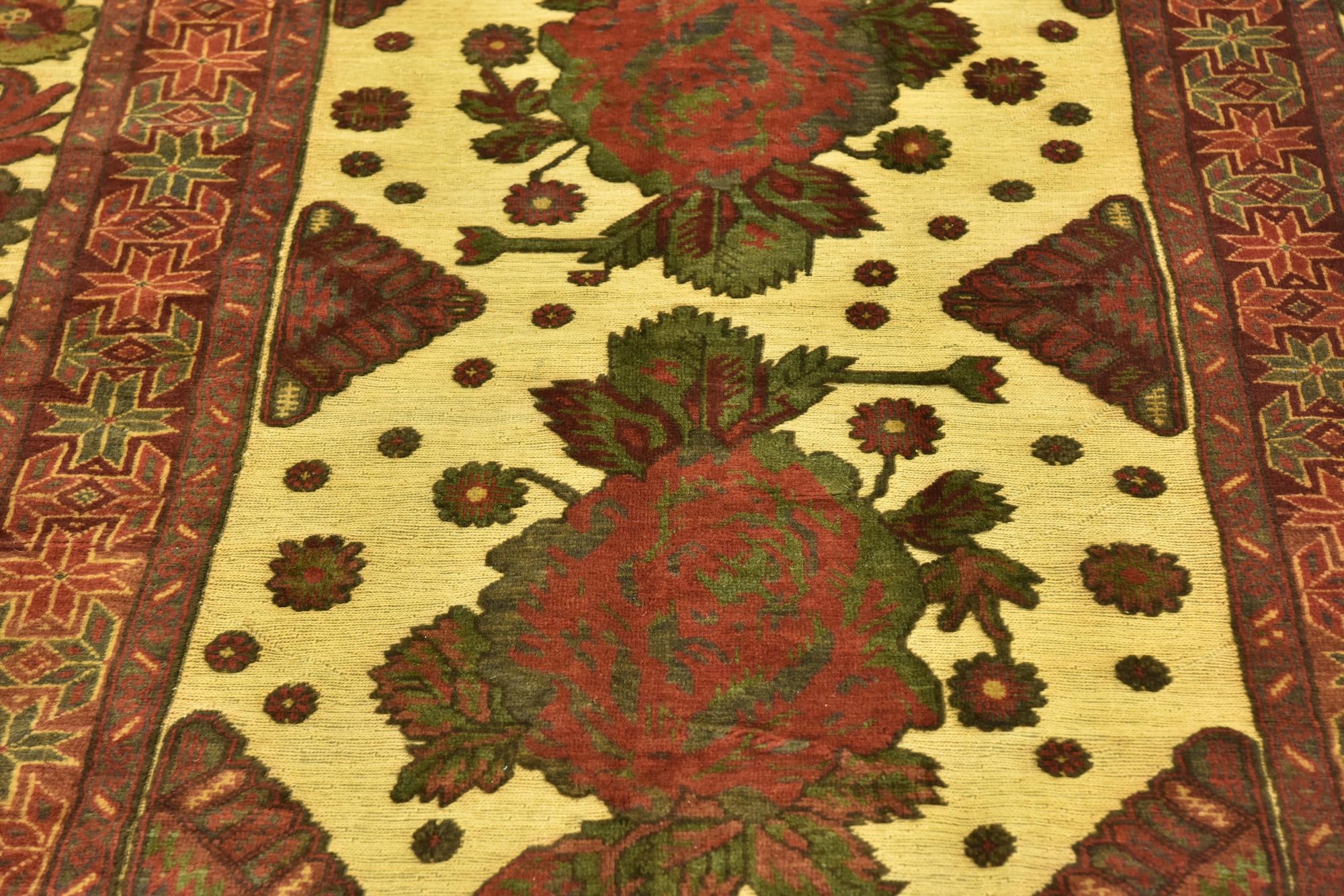 6' 5 x 9' 4 Hand Knotted Sumak Wool Rug