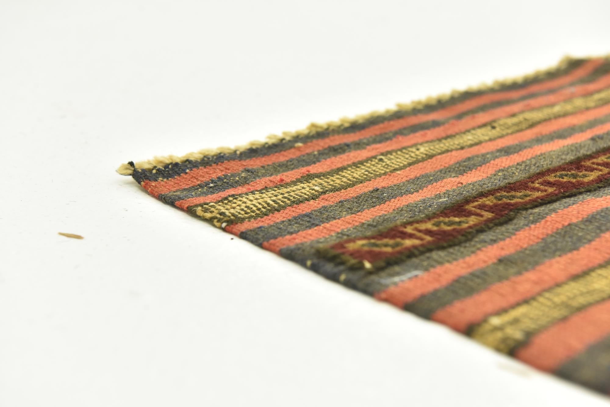 6' 5 x 9' 4 Hand Knotted Sumak Wool Rug