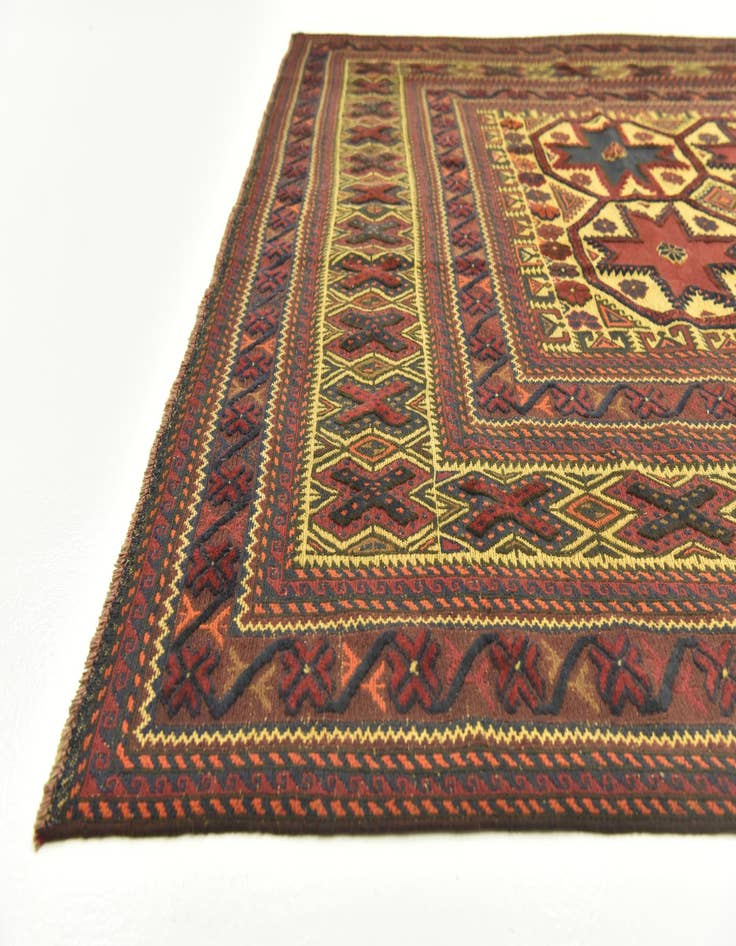 Detail image of 6' 4 x 8' 10 Hand Knotted Sumak Wool Rug