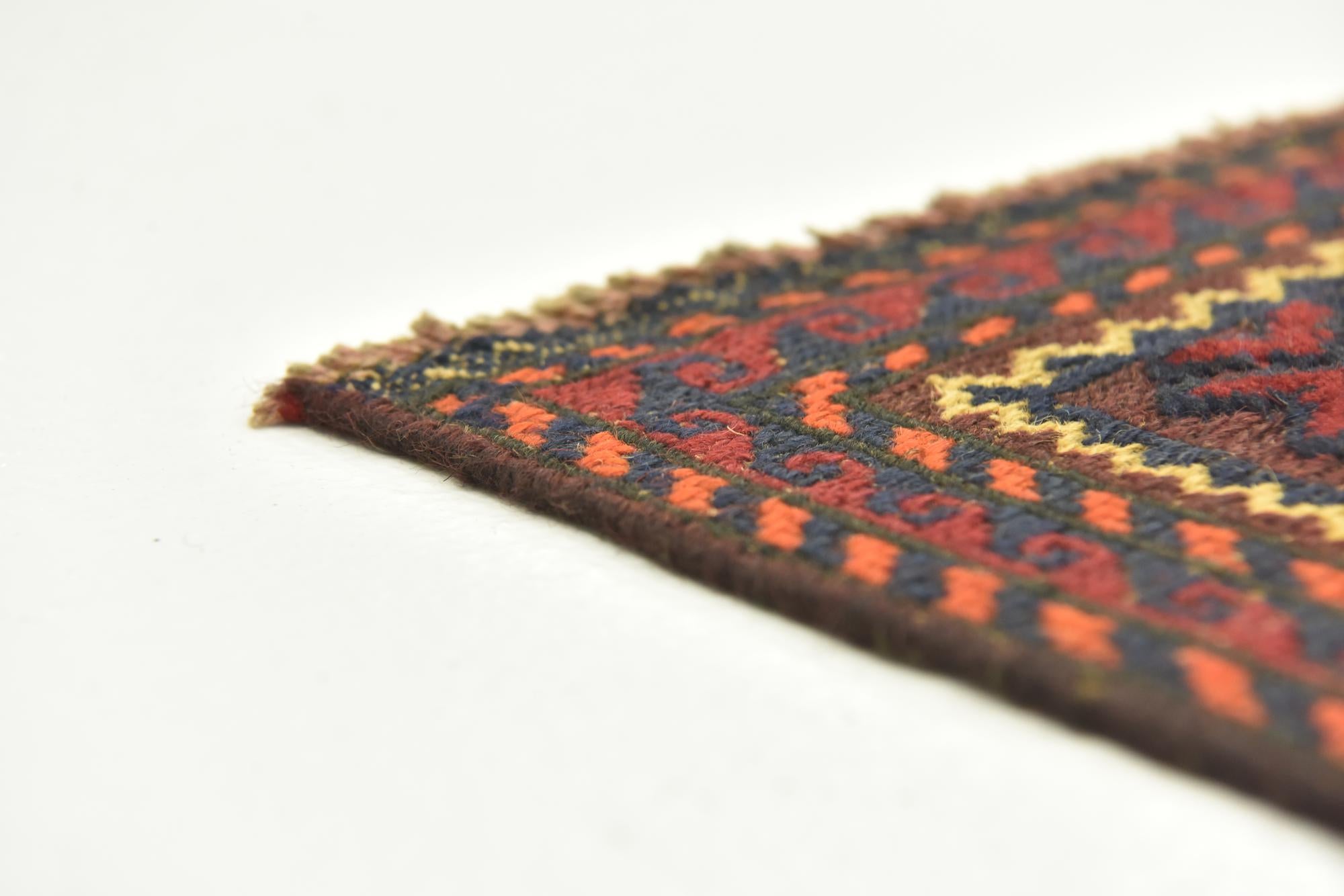 6' 4 x 8' 10 Hand Knotted Sumak Wool Rug