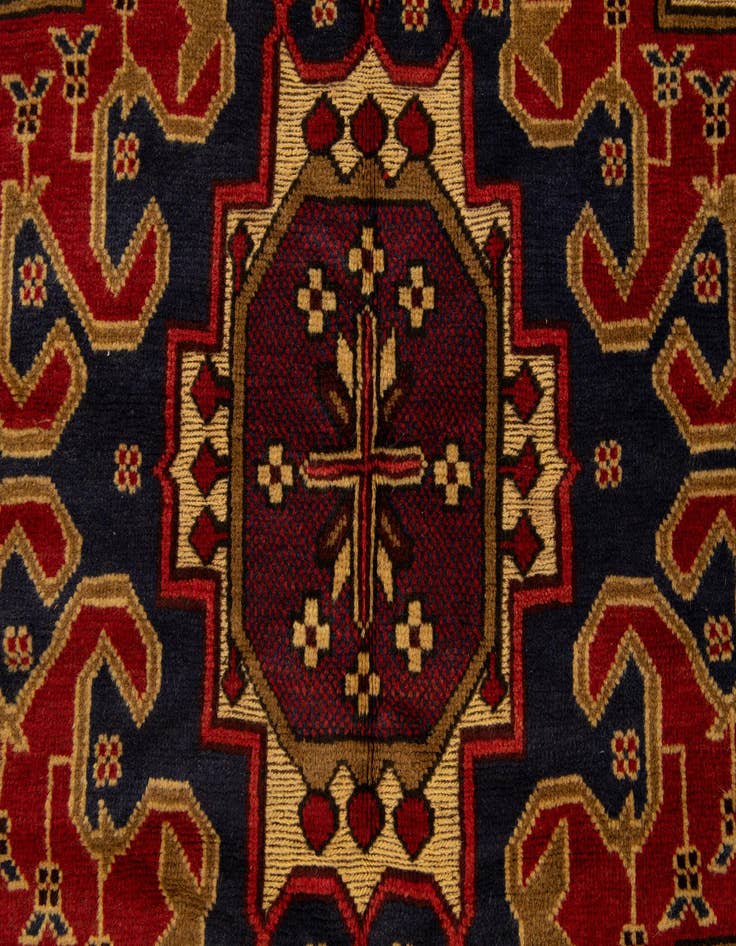 Detail image of 6' 2 x 9' 9  Hand Knotted Sumak Wool Rug