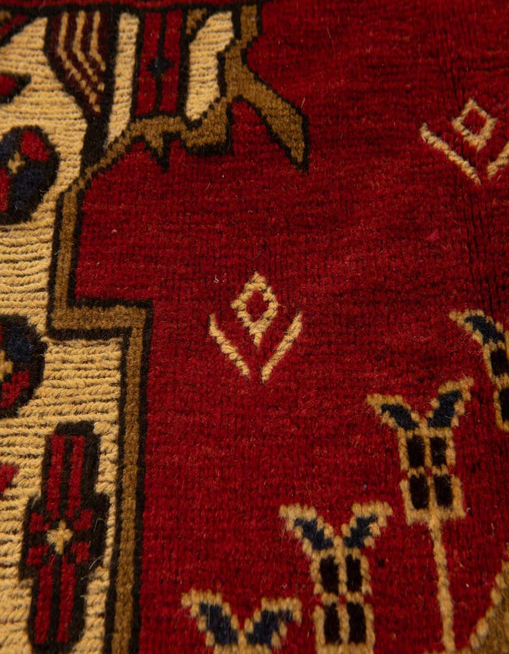 Detail image of 6' 2 x 9' 9  Hand Knotted Sumak Wool Rug