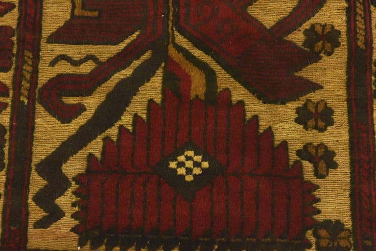 Detail image of 3' x 4' 10 Hand Knotted Sumak Wool Rug