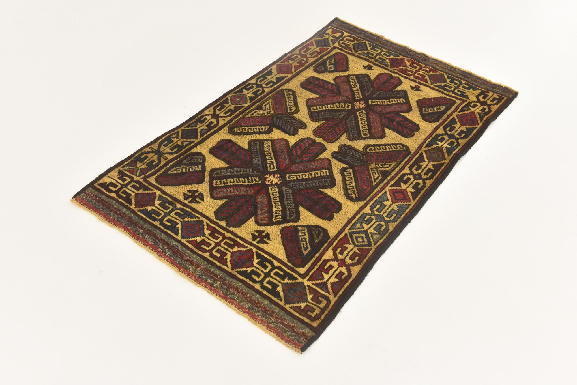 2' 9 x 4' 5 Hand Knotted Sumak Wool Rug