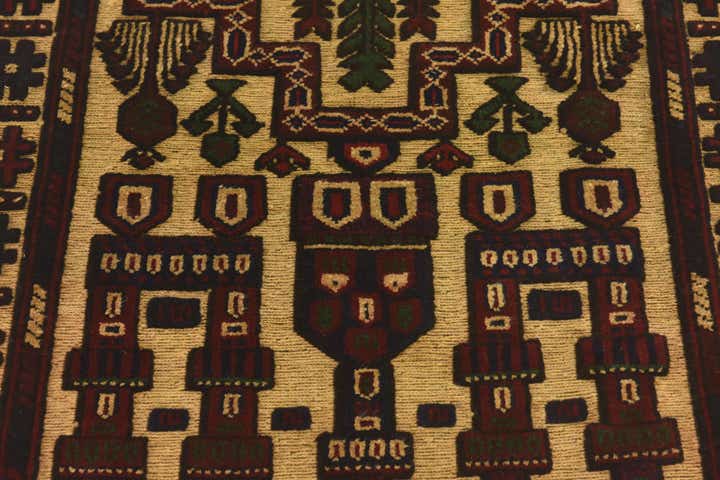 2' 10 x 4' Hand Knotted Sumak Wool Rug