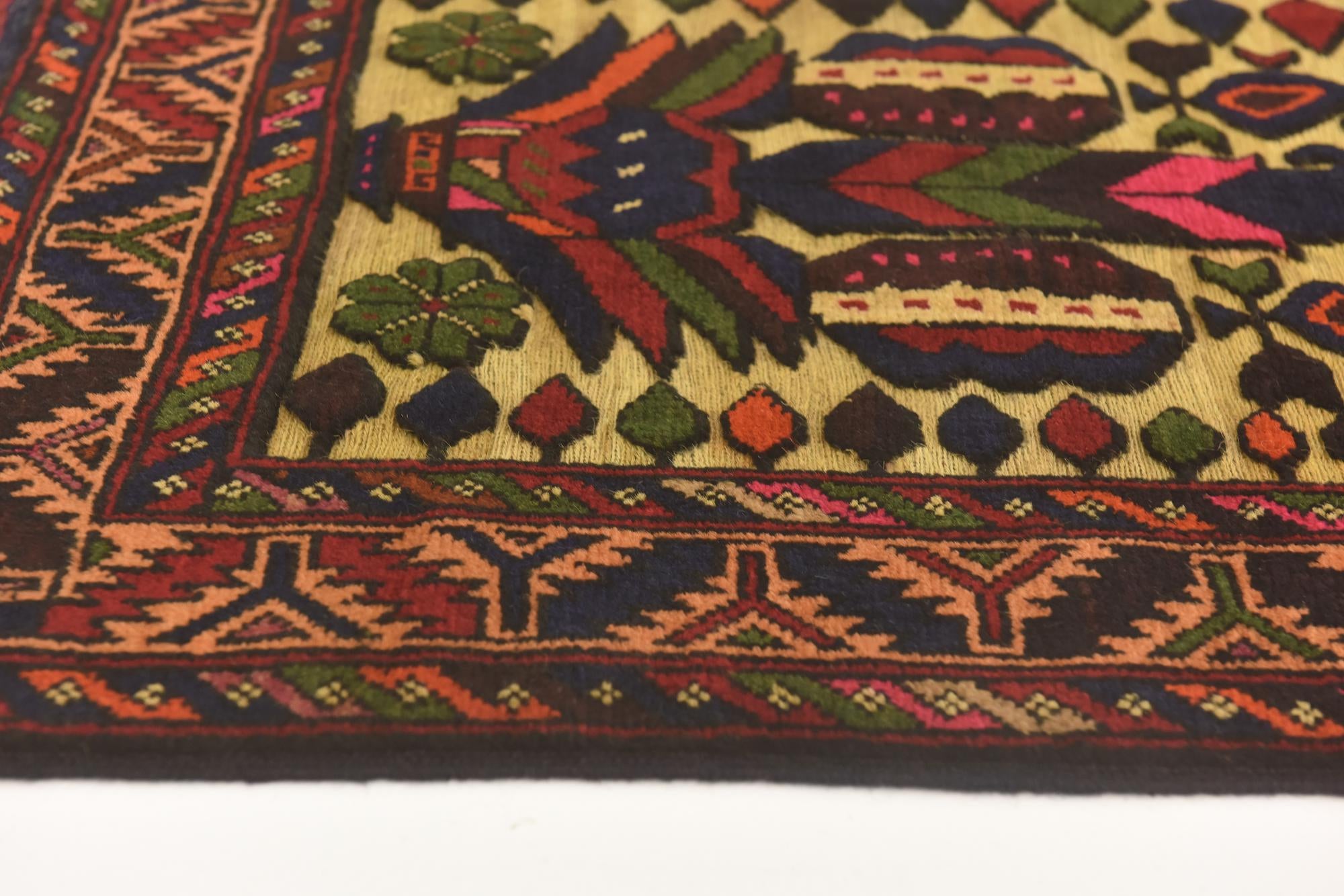 2' 6 x 4' 6 Hand Knotted Sumak Wool Rug