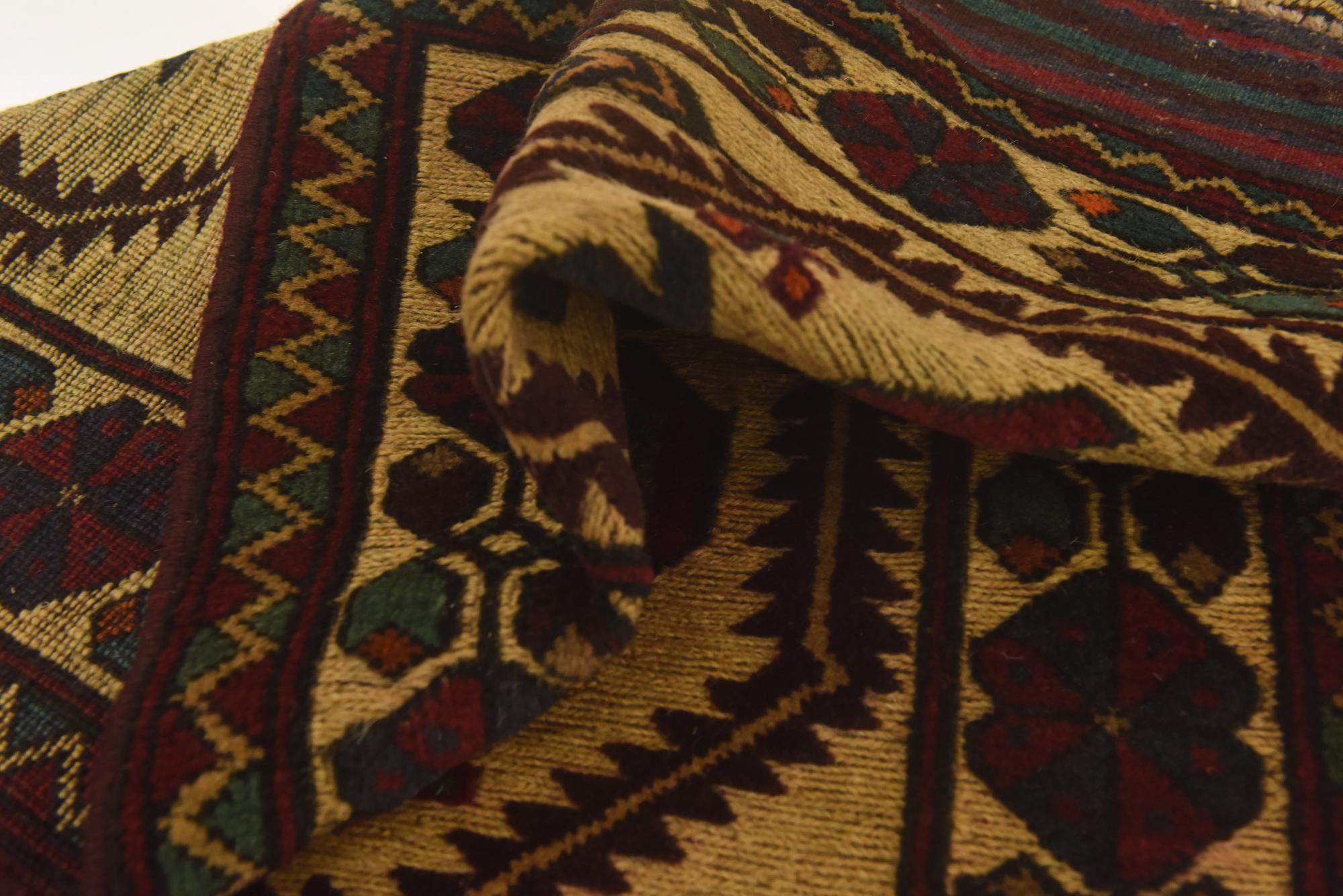 3' x 4' 10 Hand Knotted Sumak Wool Rug