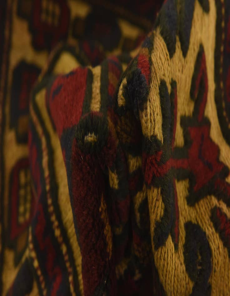 Detail image of 2' 9 x 4' 6  Hand Knotted Sumak Wool Rug