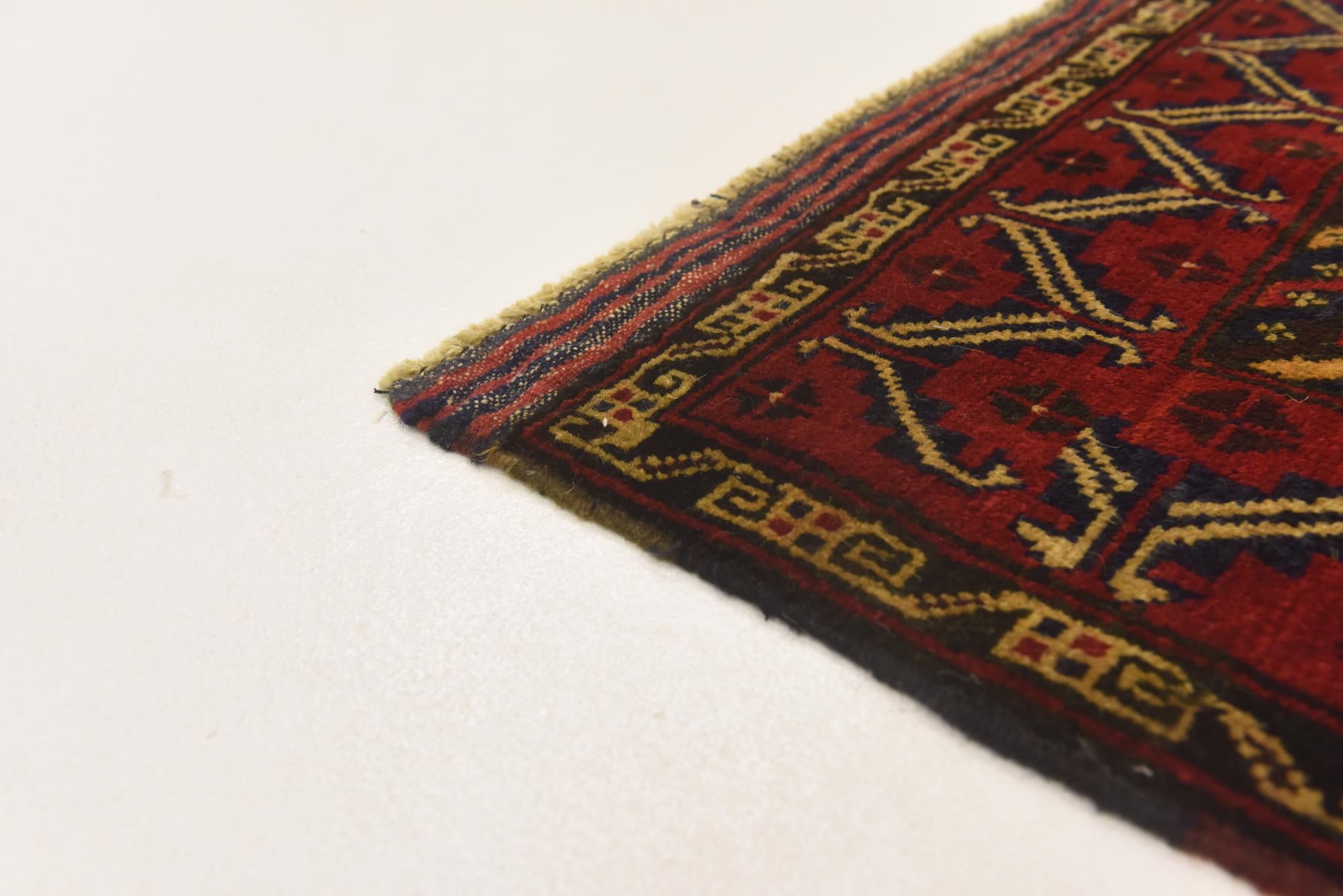 3' x 4' 7 Hand Knotted Sumak Wool Rug