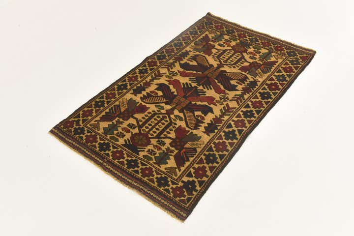 2' 9 x 4' 8 Hand Knotted Sumak Wool Rug