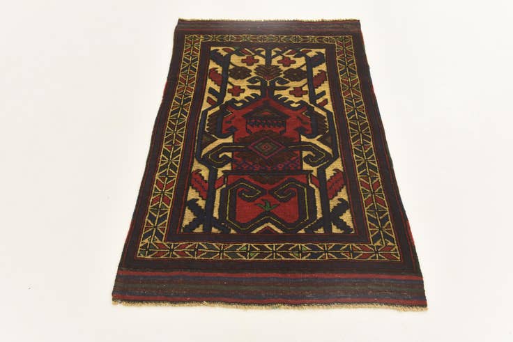 Detail image of 2' 9 x 4' 6 Hand Knotted Sumak Wool Rug