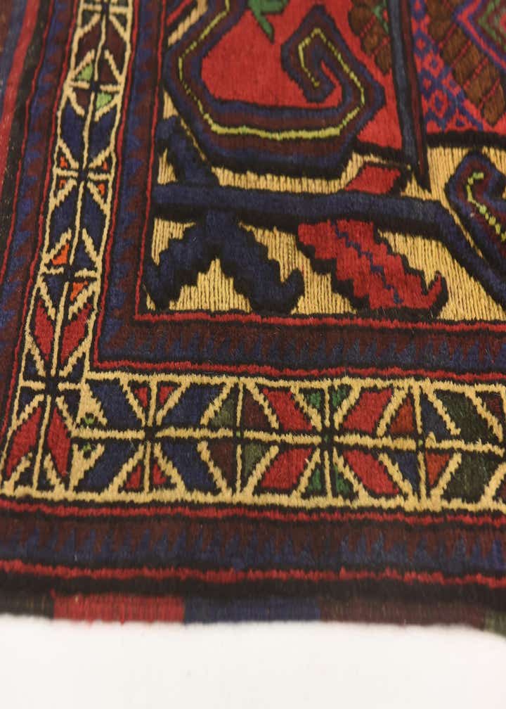 2' 9 x 4' 6 Hand Knotted Sumak Wool Rug