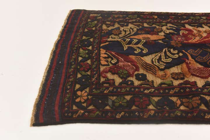 2' 10 x 4' 4 Hand Knotted Sumak Wool Rug