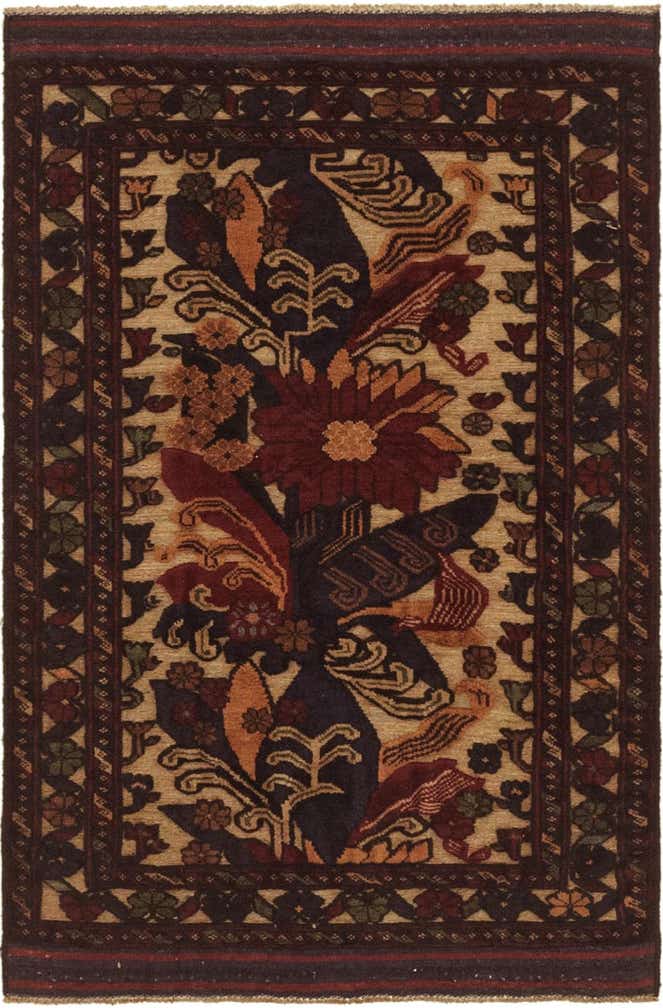 2' 10 x 4' 4 Hand Knotted Sumak Wool Rug