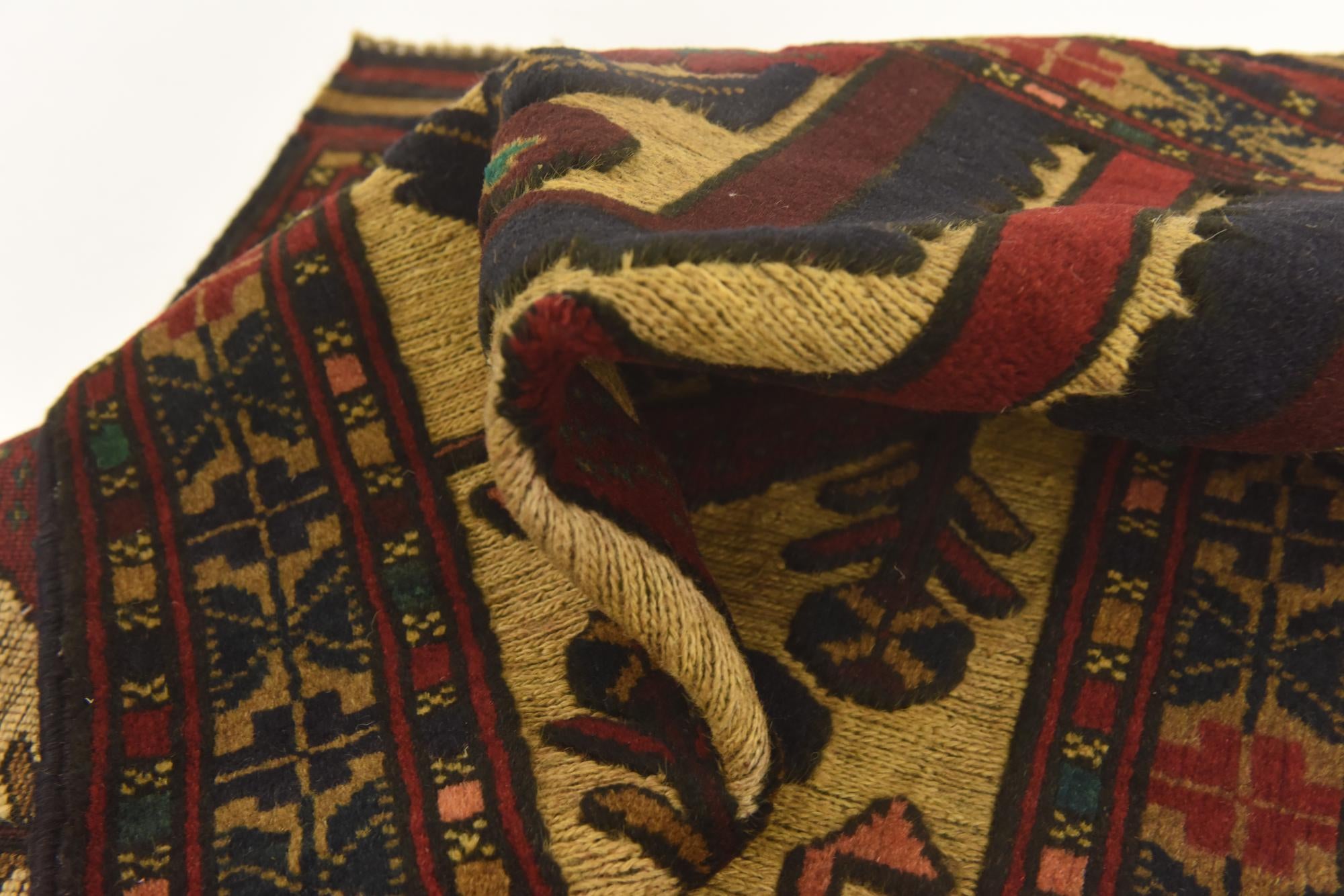 3' x 4' 7 Hand Knotted Sumak Wool Rug