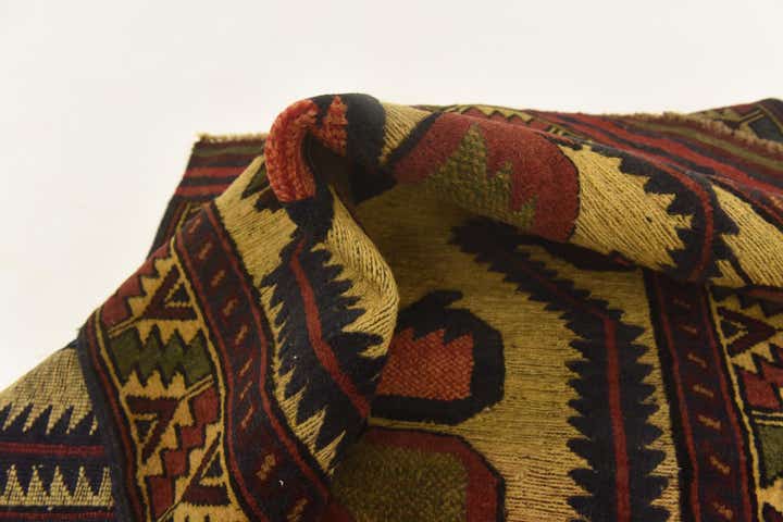 3' x 4' 5 Hand Knotted Sumak Wool Rug