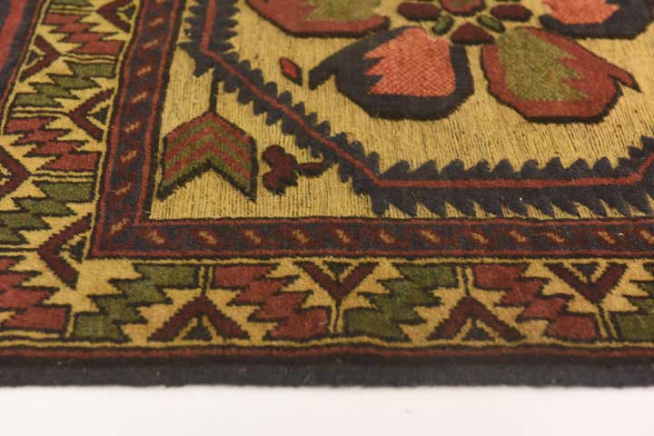 3' x 4' 5 Hand Knotted Sumak Wool Rug