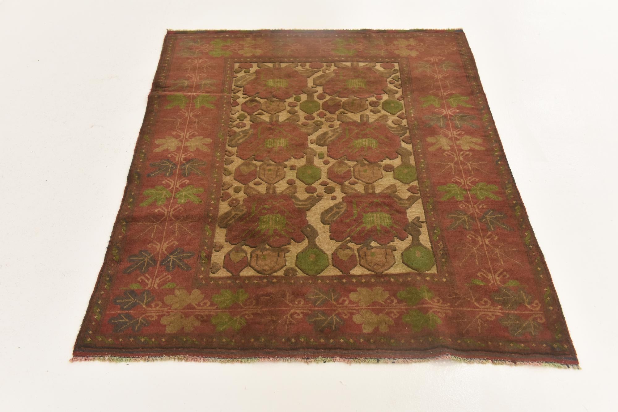 3' 11 x 5' 1 Hand Knotted Sumak Wool Rug