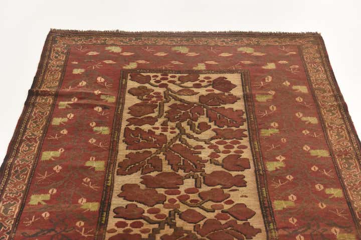 4' x 5' 9 Hand Knotted Sumak Wool Rug
