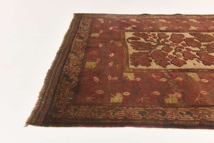 4' x 5' 9 Hand Knotted Sumak Wool Rug