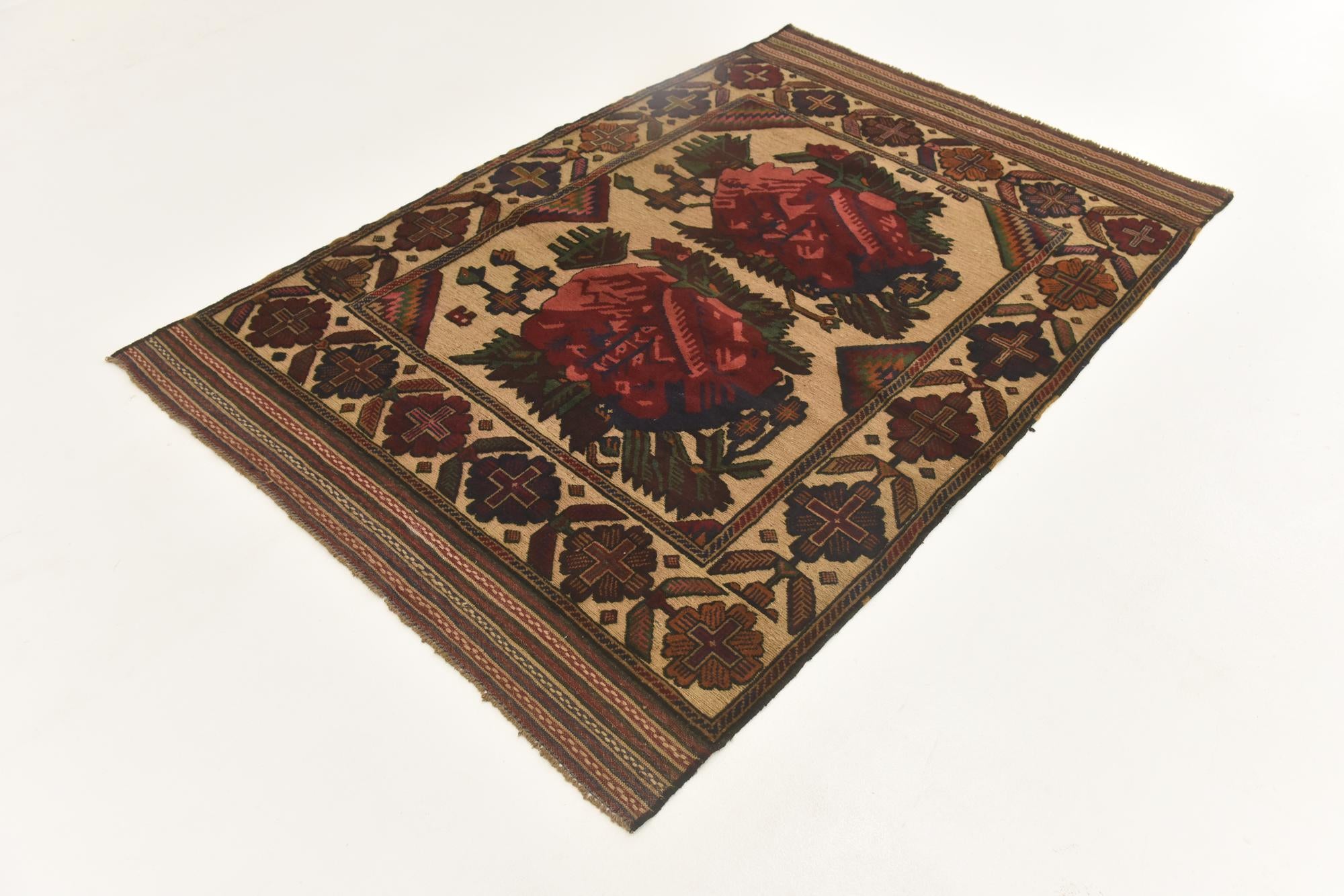 4' 6 x 6' 8 Hand Knotted Sumak Wool Rug