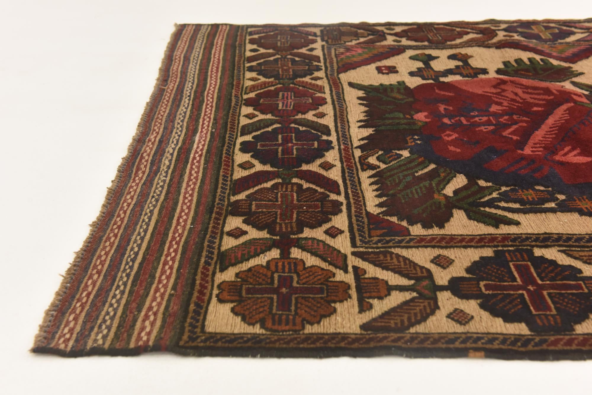 4' 6 x 6' 8 Hand Knotted Sumak Wool Rug