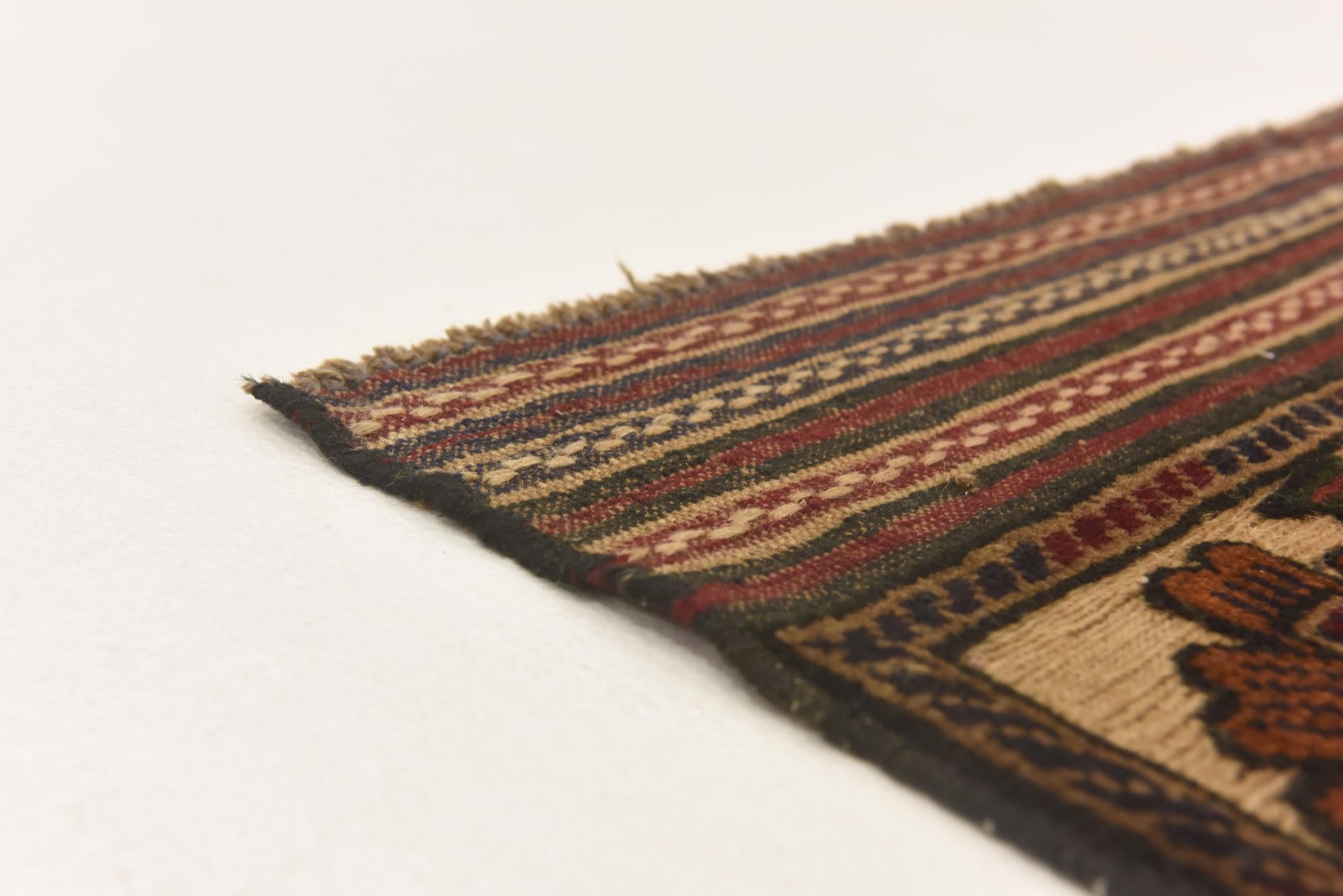 4' 6 x 6' 8 Hand Knotted Sumak Wool Rug