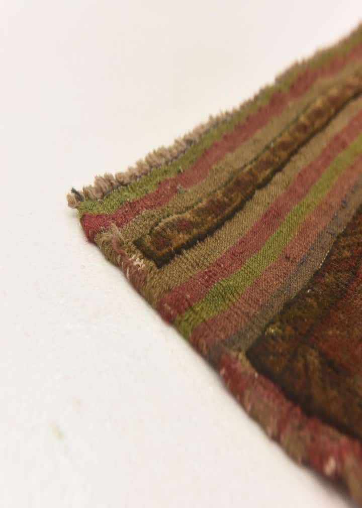 4' x 5' 10 Hand Knotted Sumak Wool Rug