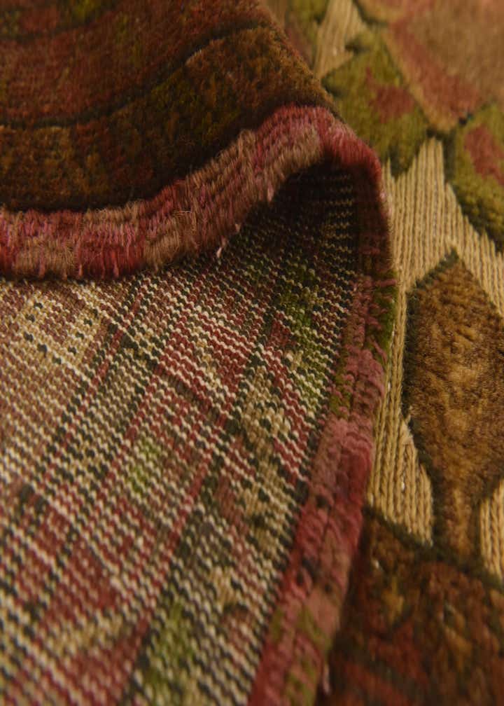 4' x 5' 10 Hand Knotted Sumak Wool Rug