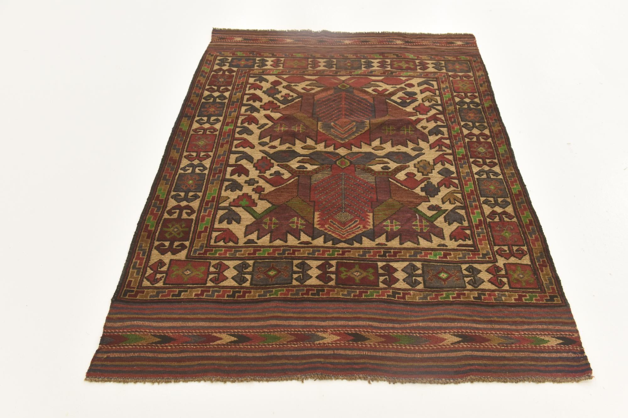 4' 1 x 5' 9 Hand Knotted Sumak Wool Rug