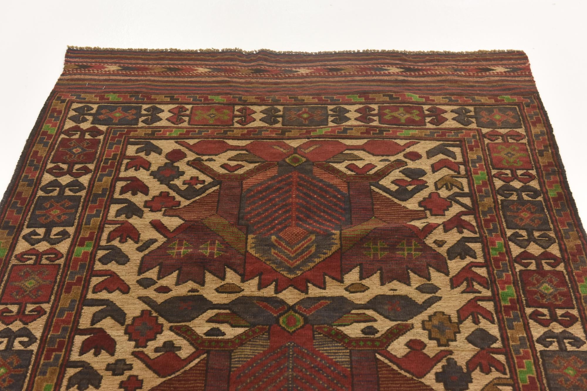 4' 1 x 5' 9 Hand Knotted Sumak Wool Rug