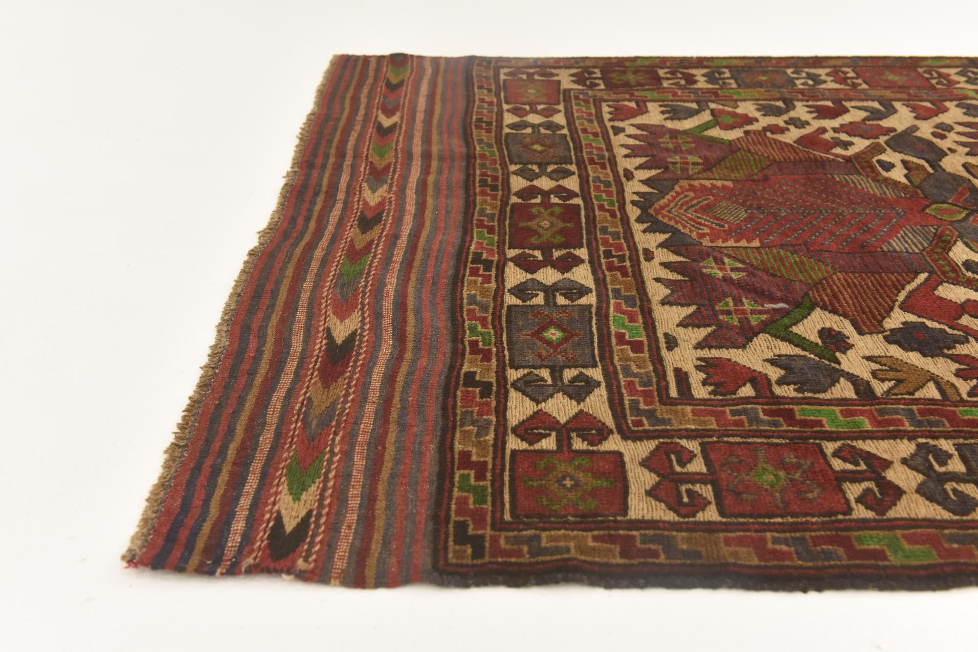 4' 1 x 5' 9 Hand Knotted Sumak Wool Rug