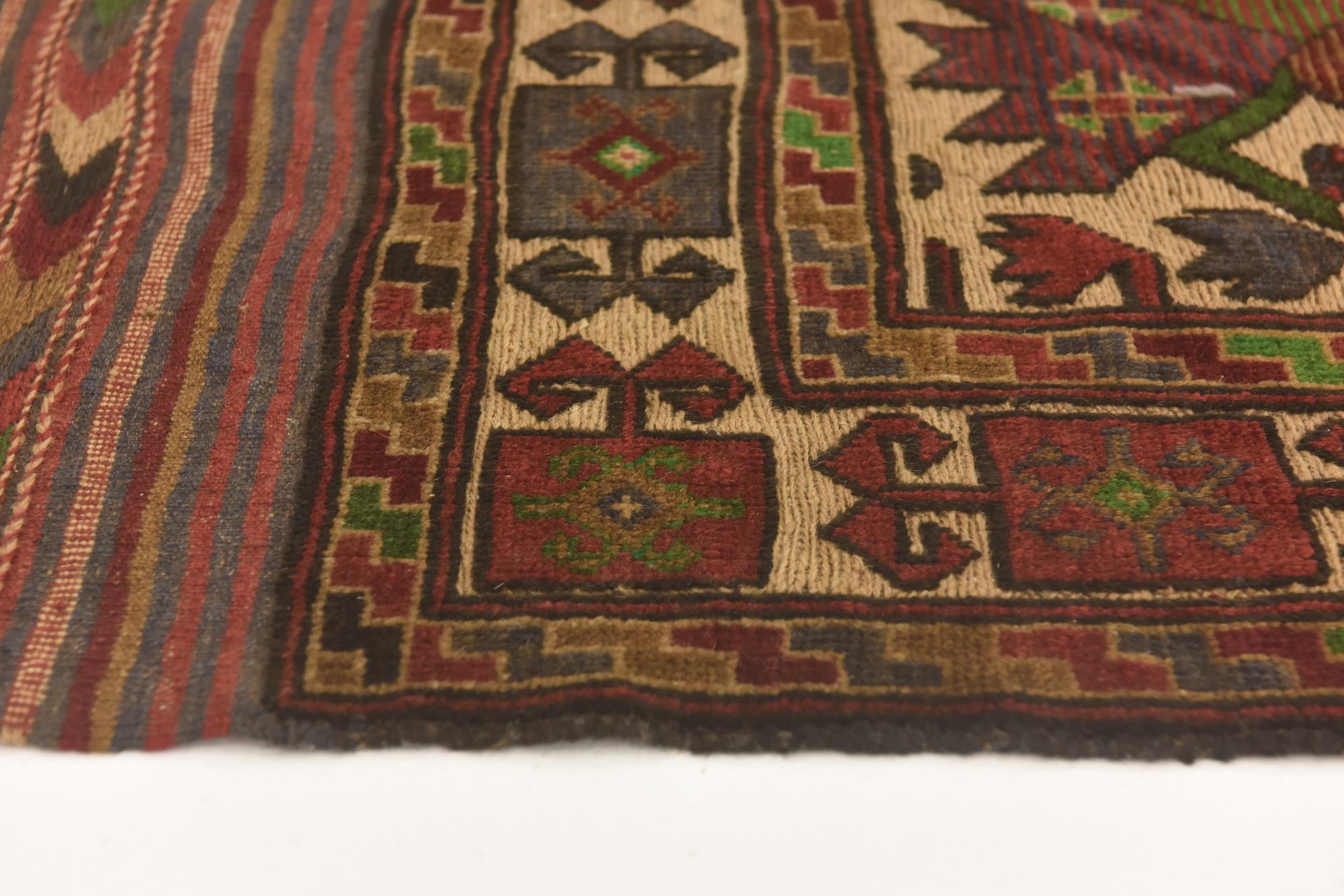 4' 1 x 5' 9 Hand Knotted Sumak Wool Rug