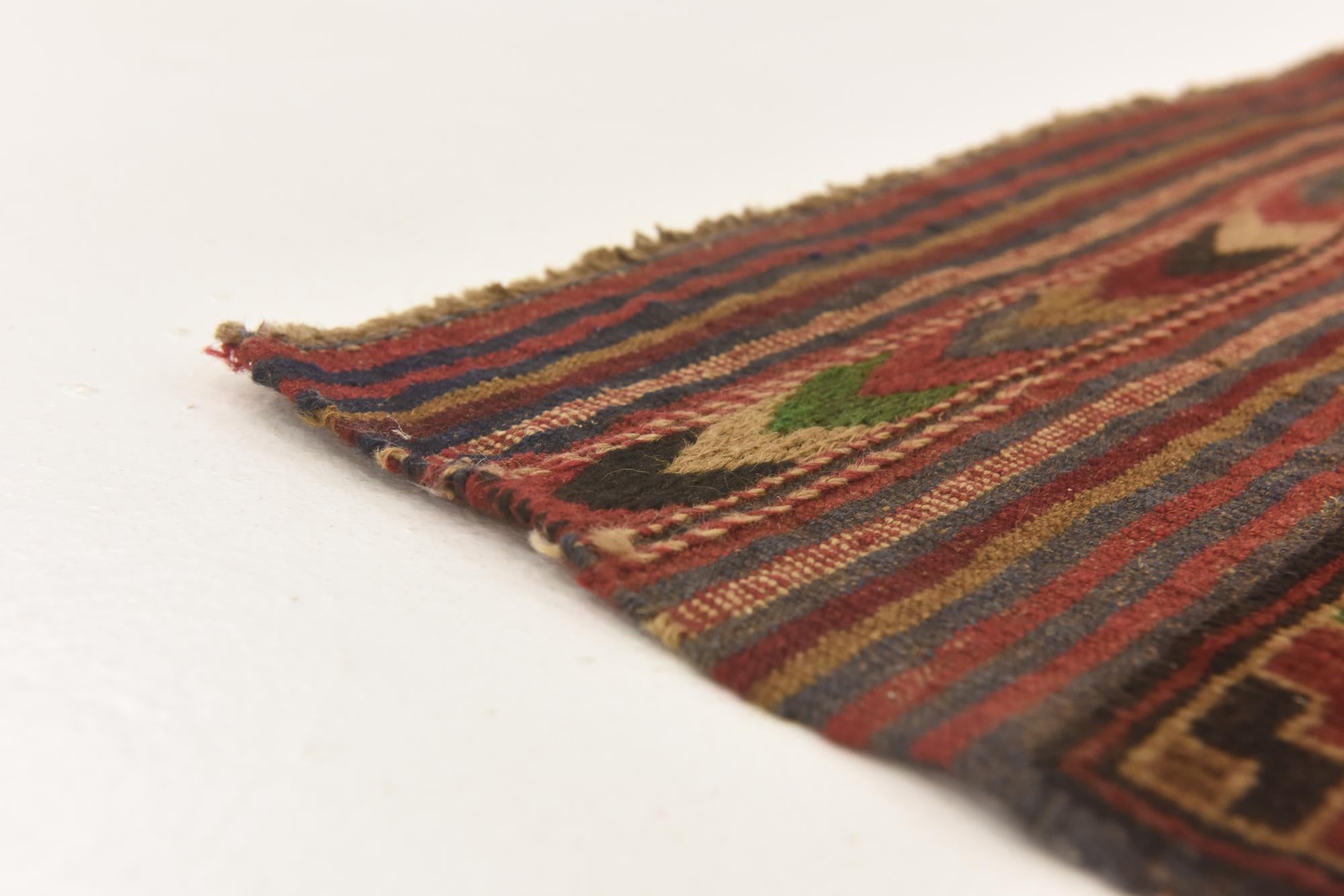 4' 1 x 5' 9 Hand Knotted Sumak Wool Rug