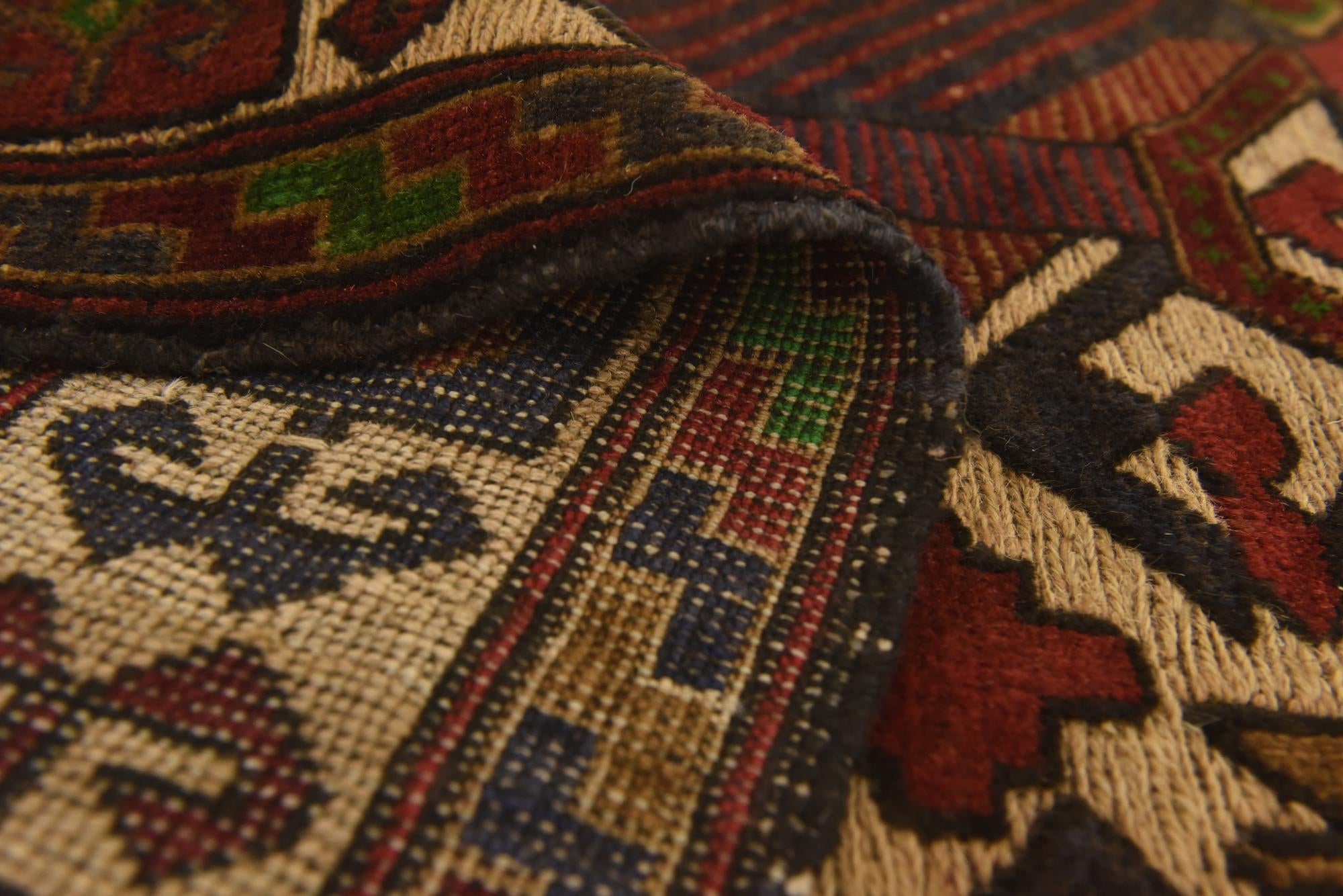 4' 1 x 5' 9 Hand Knotted Sumak Wool Rug