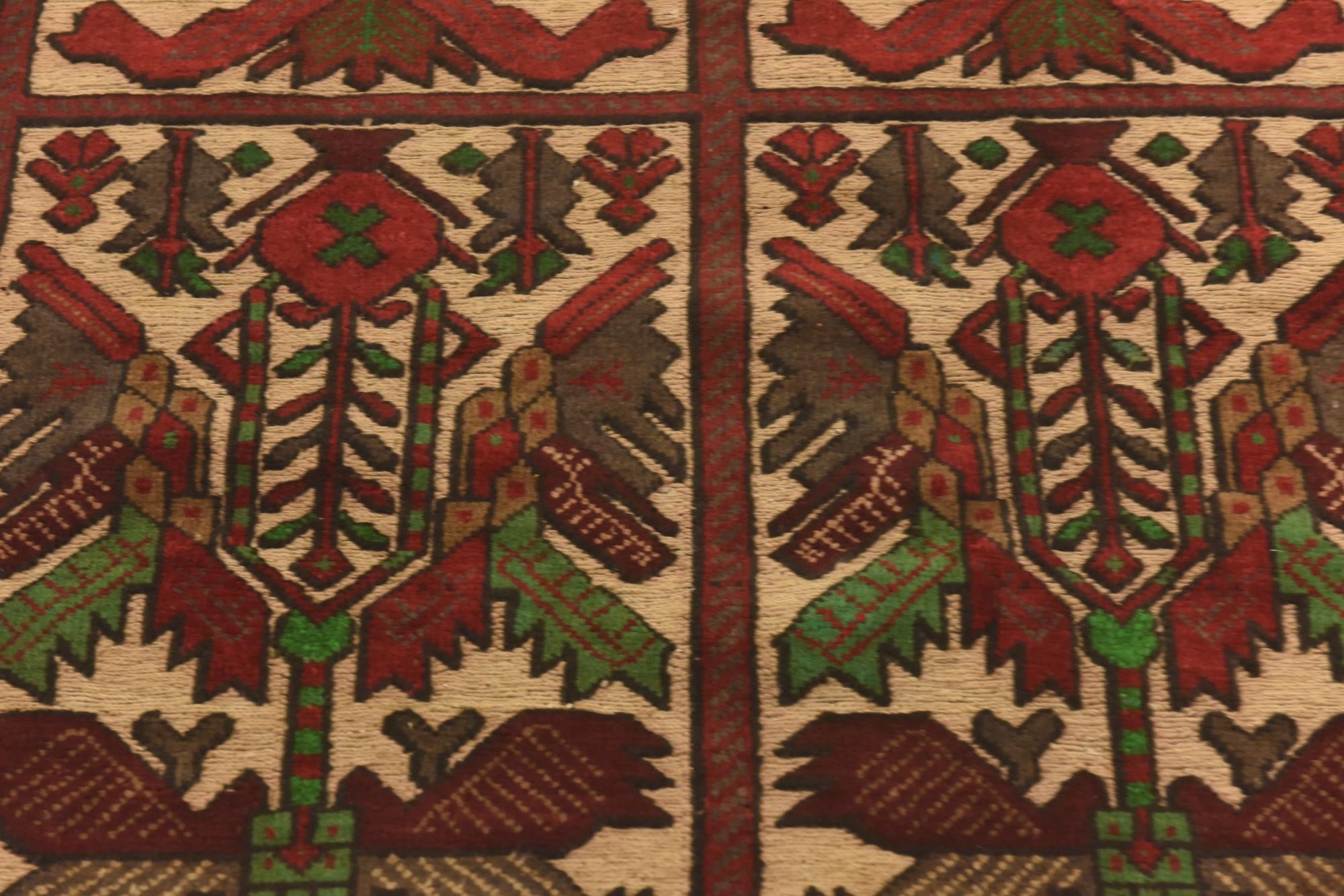 4' 2 x 6' 2 Hand Knotted Sumak Wool Rug