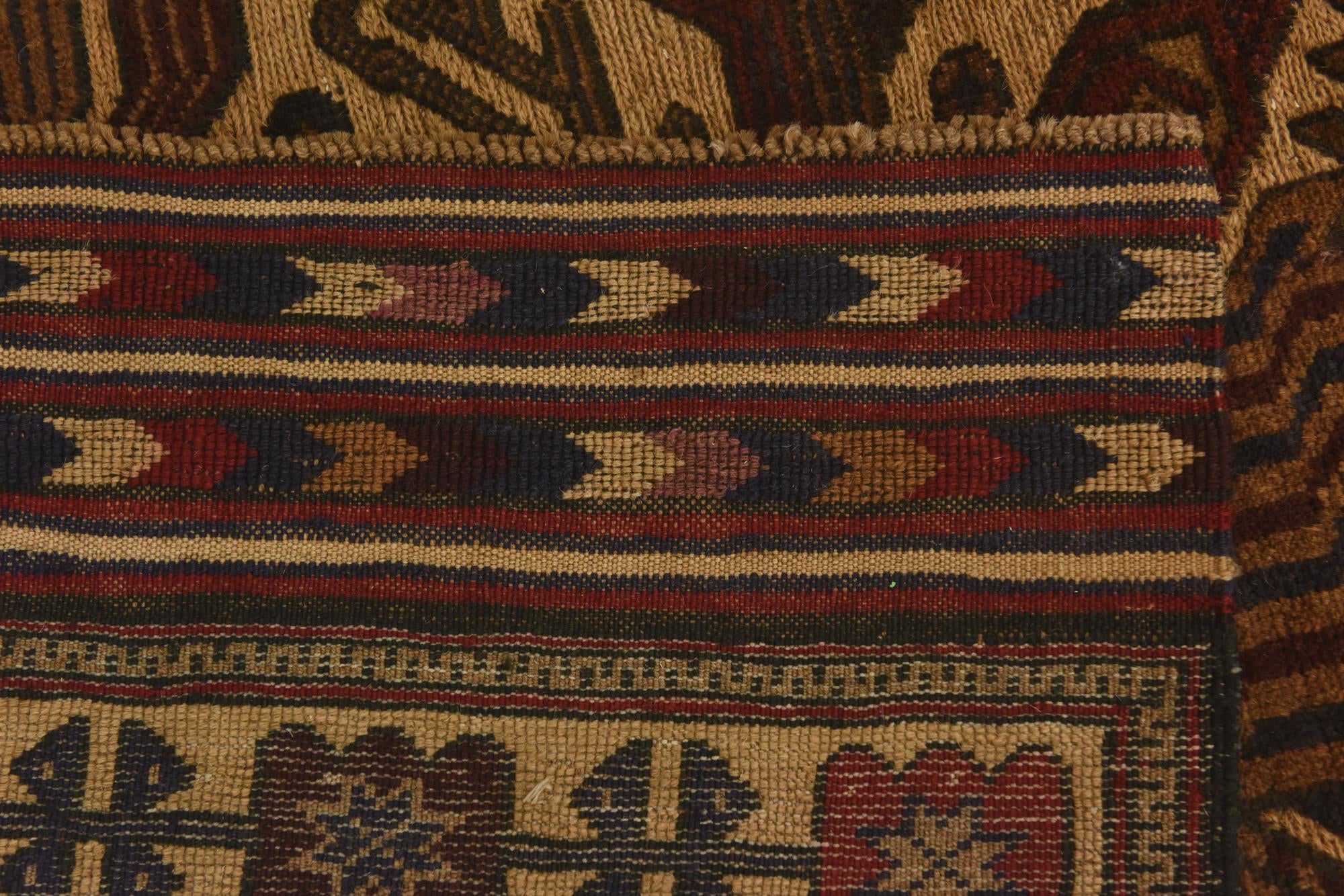 3' 9 x 6' 3 Hand Knotted Sumak Wool Rug