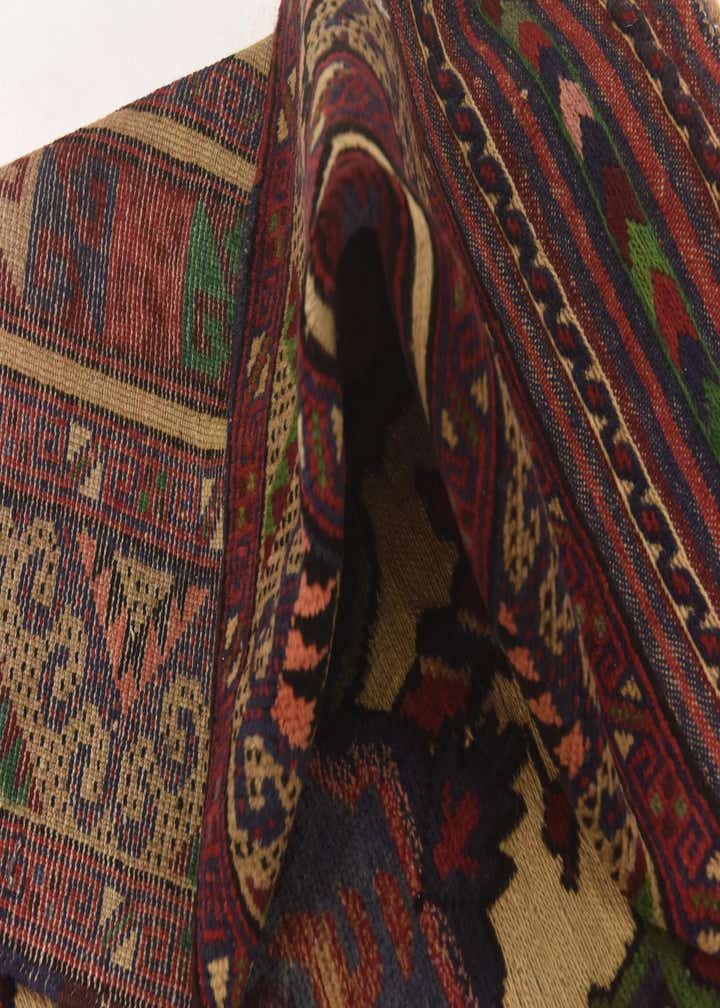 4' 2 x 6' Hand Knotted Sumak Wool Rug