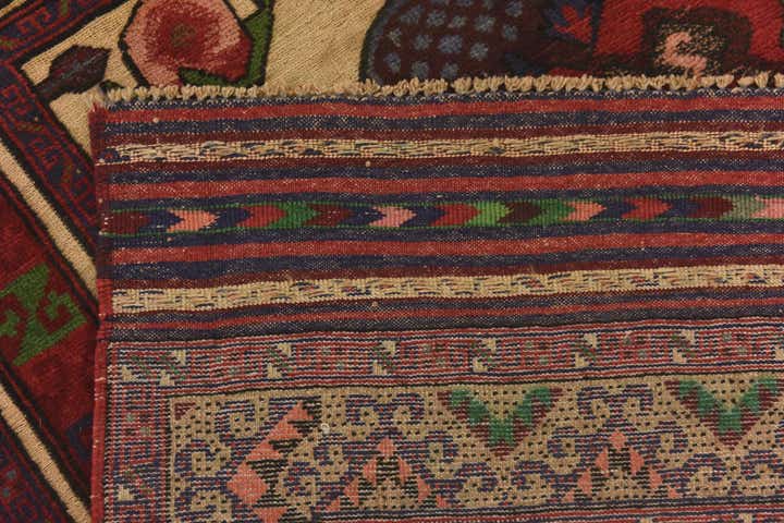 4' 2 x 6' Hand Knotted Sumak Wool Rug