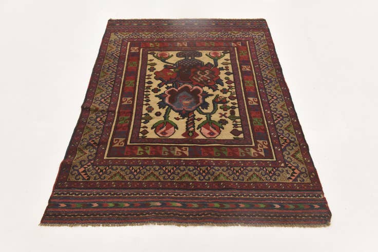 Detail image of 4' 2 x 6' Hand Knotted Sumak Wool Rug